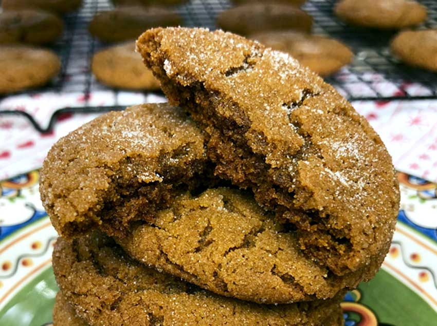 Soft Molasses Cookies