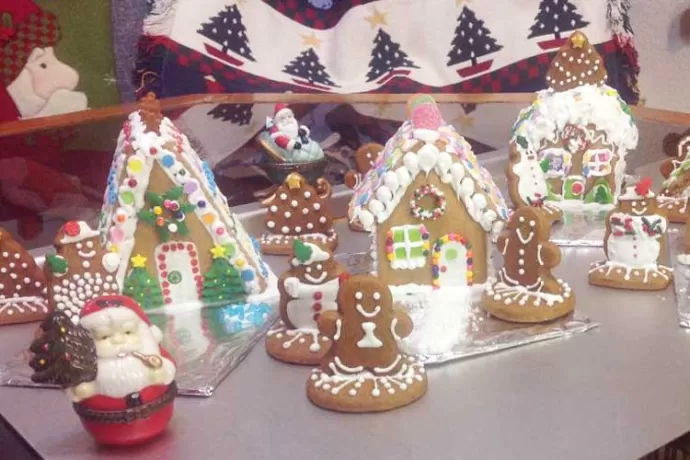 Gingerbread Houses & People