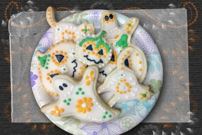 Plate of Dia de los Muertos cookies