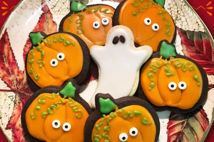 Jack-o’-Lanterns & Ghosts (Lofthouse-Style Sugar Cookies)