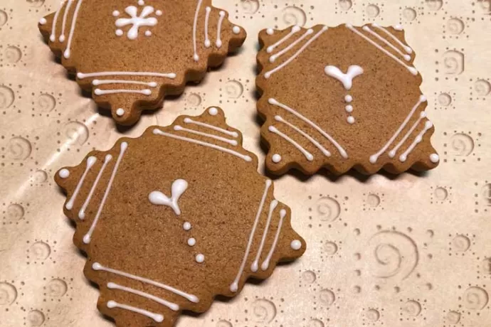 Gingerbread Tea Cookies