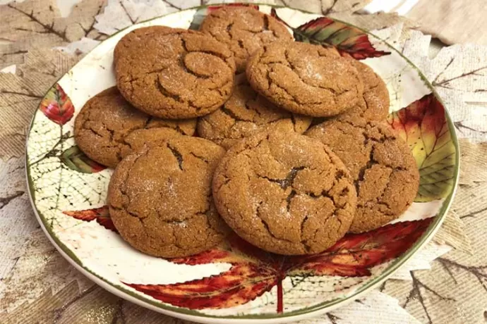 Soft Molasses Cookies