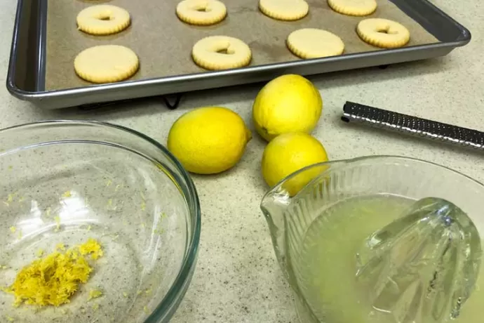 Lemon Sandwich Cookies