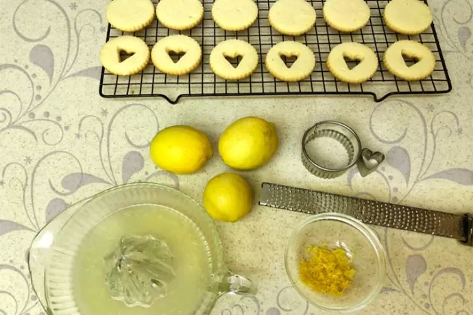 Lemon Sandwich Cookies